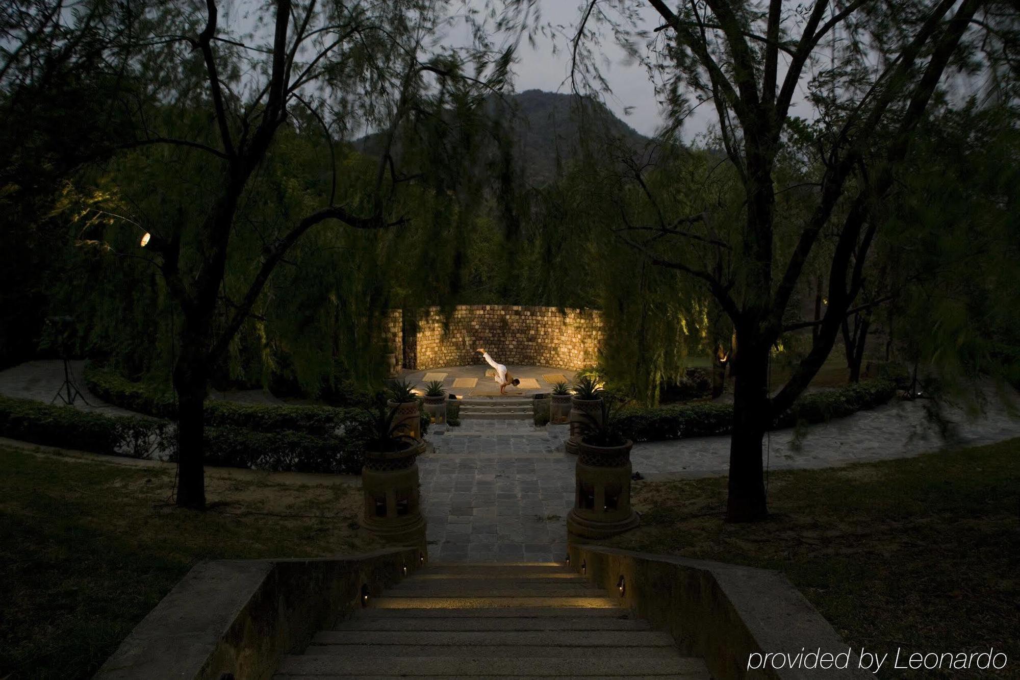 Hotel Ananda In The Himalayas à Rishīkesh Extérieur photo